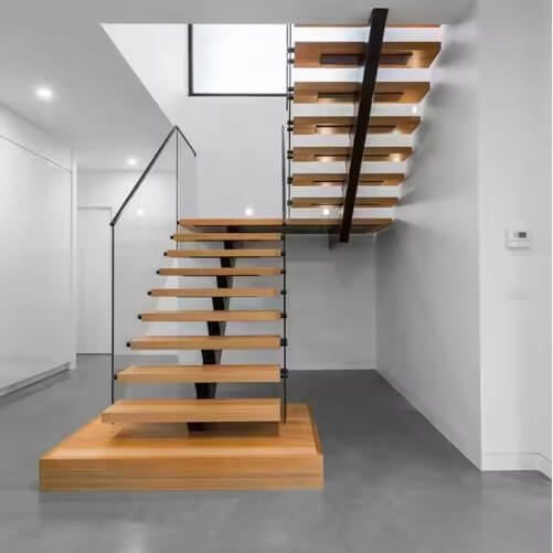 Chanmel Duplex House Glass Floating Stairs